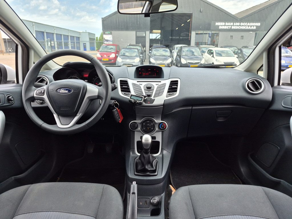 Ford Fiesta 1.25 Champion|NAP|APK|Airco|1ste Eig|elek.ramen 54627973-0.jpg | Adequaat Auto's